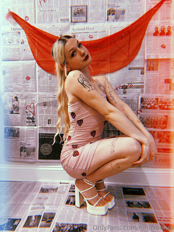 ninaxoblue Nude Leaks Photo 15