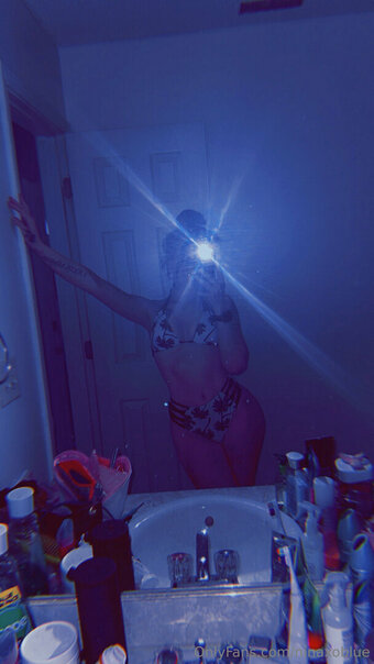 ninaxoblue Nude Leaks Photo 24