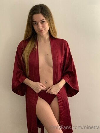 Ninetta / ninettaofficial Nude Leaks OnlyFans Photo 23