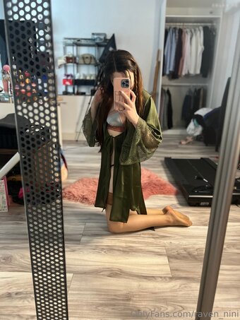 Nini Raven Nini Raven