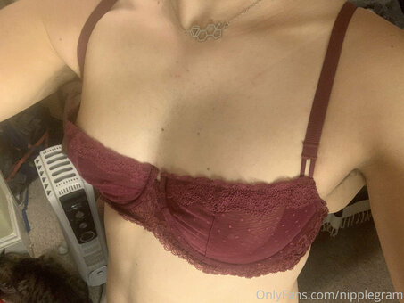 nipplegram Nude Leaks Photo 11