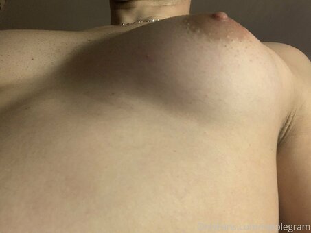 nipplegram Nude Leaks Photo 27