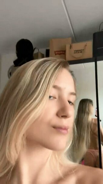 Noelli.fxe Nude Leaks Photo 53