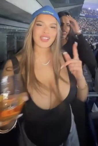 noemiesbtt / noemie.sbt Nude Leaks Photo 19