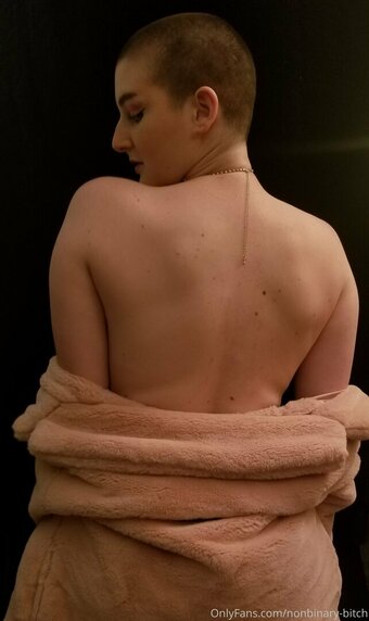 nonbinary-bitch Nude Leaks Photo 14