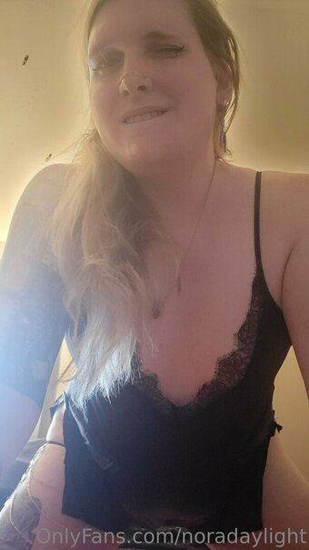 noradaylight Nude Leaks Photo 15