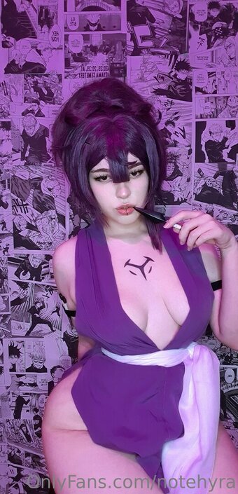 notehyra Nude Leaks Photo 11