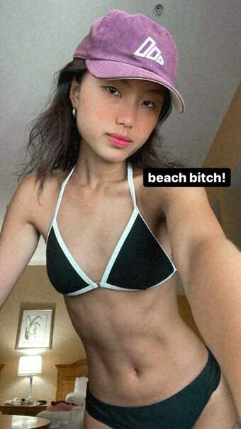 Notevenemily / stillnotemily Nude Leaks Photo 15