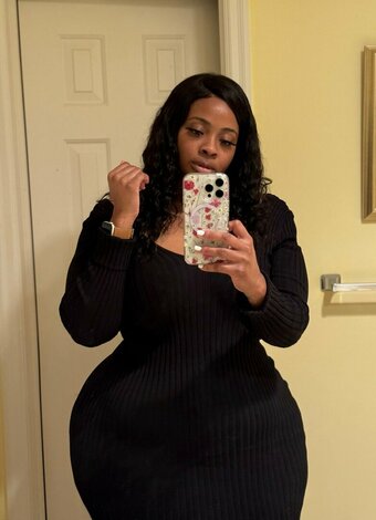 NotSoThick Nude Leaks Photo 9