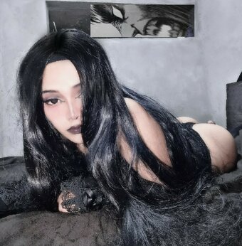 Nott_Isolate Nude Leaks Photo 7