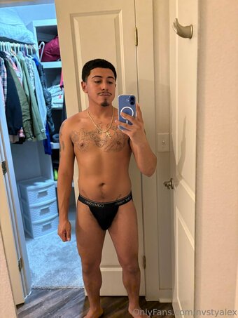nvstyalex Nude Leaks Photo 13