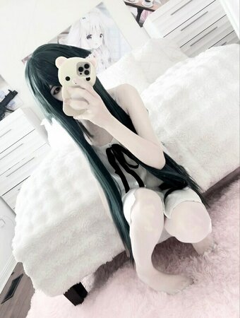 nyauseea / https: Nude Leaks Photo 6