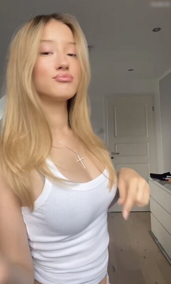 Nylaamriaa / nyla.hpr Nude Leaks Photo 2