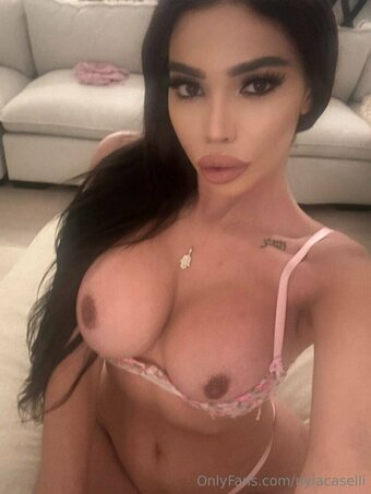 nylavip Nude Leaks Photo 10