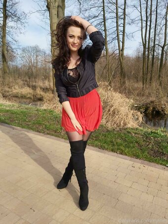 nylnes Nude Leaks Photo 2