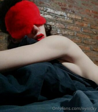 nynicky Nude Leaks Photo 17