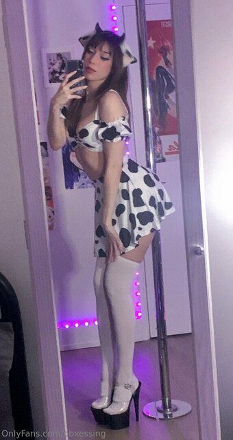 obxessing Nude Leaks Photo 12