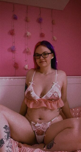 Oceanview Nude Leaks Photo 99