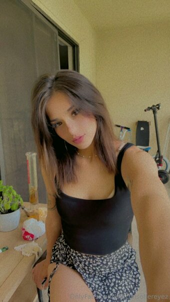 officialsofiereyez Nude Leaks Photo 6