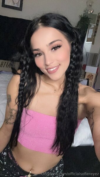 officialsofiereyez Nude Leaks Photo 23