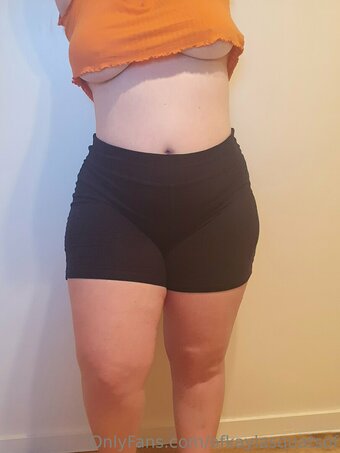 ofkaylasquatsof Nude Leaks Photo 3