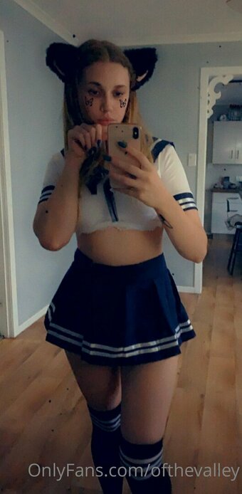 ofthevalley Nude Leaks Photo 28