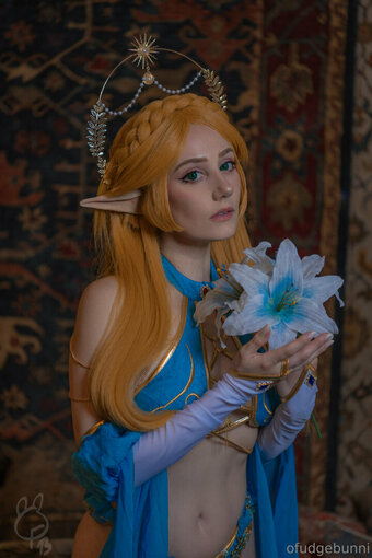 ofudgebuni Nude Leaks Photo 10