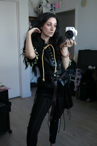 ofudgebuni Nude Leaks Photo 20