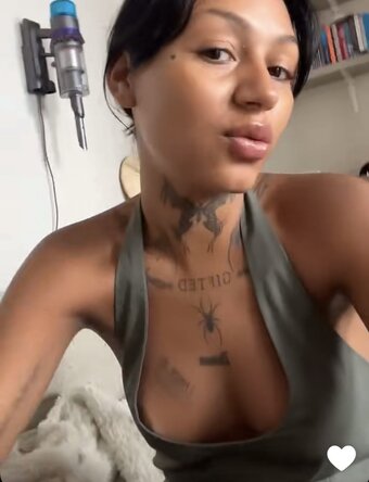 ogee Nude Leaks Photo 22
