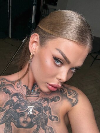 Ohhmalinkaaa Nude Leaks Photo 1