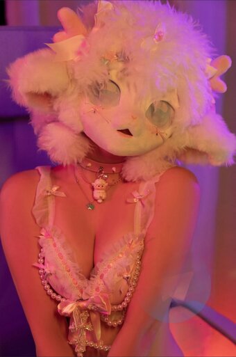 Olyashaa / olyashaasaxon Nude Leaks Photo 3