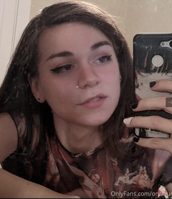 oncloude Nude Leaks Photo 4