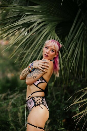 onevegetabletwo / chloeblackz Nude Leaks OnlyFans Photo 10