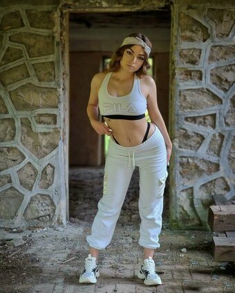 only_dew / AndreeaNs07 / onlydew Nude Leaks OnlyFans Photo 6