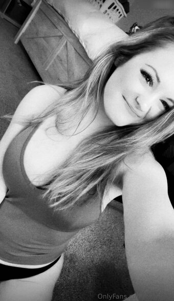 OnlyKails Nude Leaks Photo 22