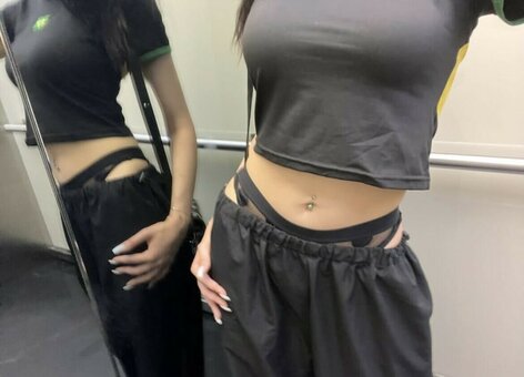 onlykrisssty / kriss_kissss Nude Leaks OnlyFans Photo 8