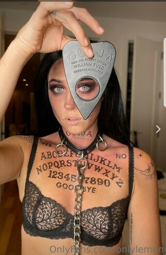 OnlyLemony / asouefacts Nude Leaks OnlyFans Photo 1