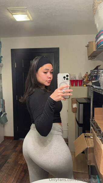 onlyshereace Nude Leaks Photo 10