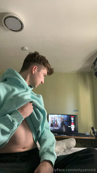 onlyyannick Nude Leaks Photo 4