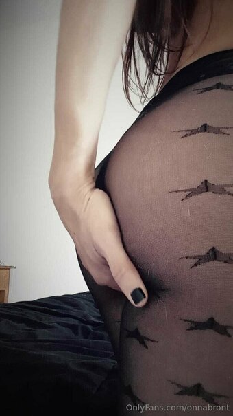 onnabront Nude Leaks Photo 27