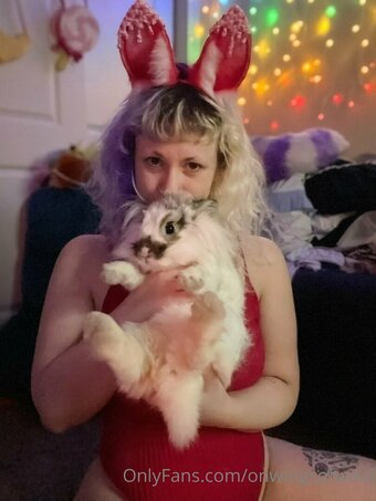 onwingsofwind Nude Leaks Photo 10