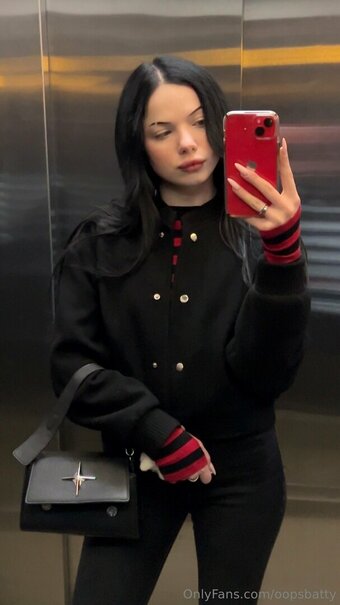 oopsbatty Nude Leaks Photo 7