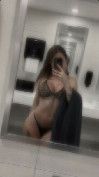 oriane.training / oriane.france Nude Leaks Photo 12