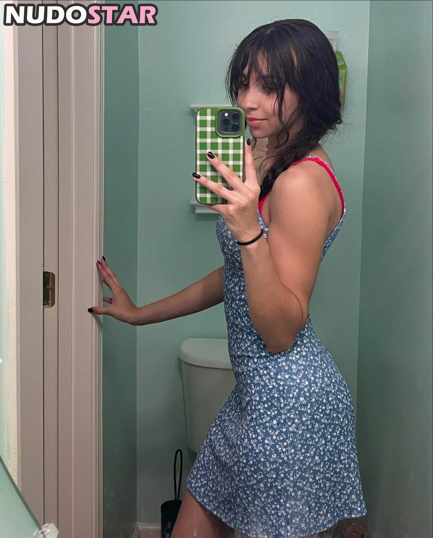 Over.taaa  Overtaa Nude Leaks Photo 21 - NudoStar