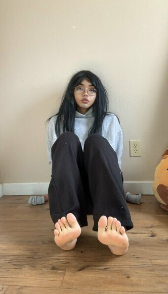 OWompfu / https: / lixisaay Nude Leaks Photo 8