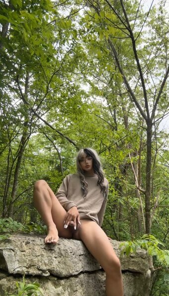 OWompfu / https: / lixisaay Nude Leaks Photo 14