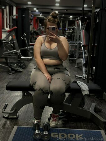pakbezcpp / elitesoska / pakbezcp Nude Leaks Photo 1
