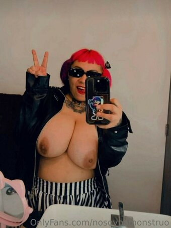 Pamonstruo / nosoypamonstruo Nude Leaks OnlyFans Photo 11