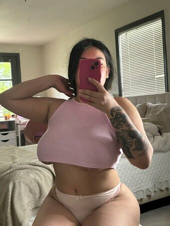parlayprincesaa / iirisilea Nude Leaks OnlyFans Photo 3
