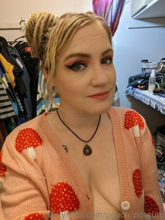peach_possum Nude Leaks Photo 9